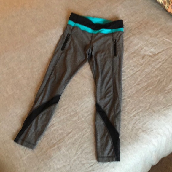 Lululemon grey size 6 leggings - Picture 1 of 3